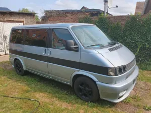 Volkswagen VW T4 Caravelle 2,5l Benziner