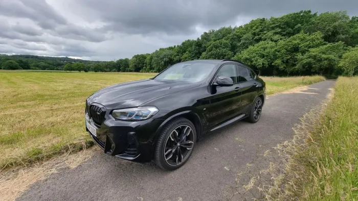 BMW X4 M40 M40d AT -
