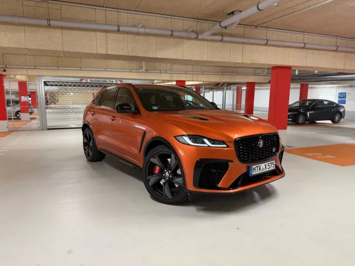 Jaguar F-Pace P575 SVR 575 EDITION AWD SVR 575 EDITION