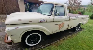 Ford F100 V8 Baujahr 1964
