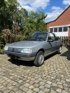 Peugeot 205 Cabrio