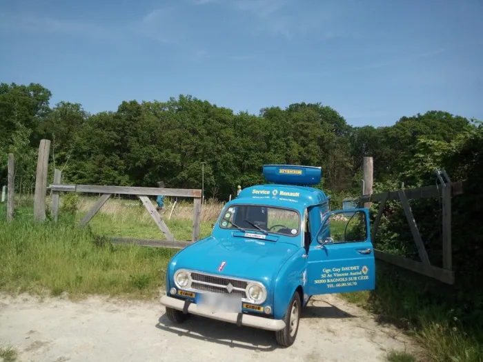 Renault r4f4 fourgonette 