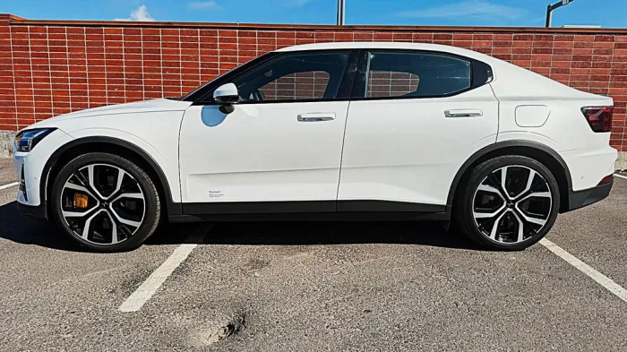 Polestar 2 Long Range AWD Performance Pilot Plus H&K-Pano