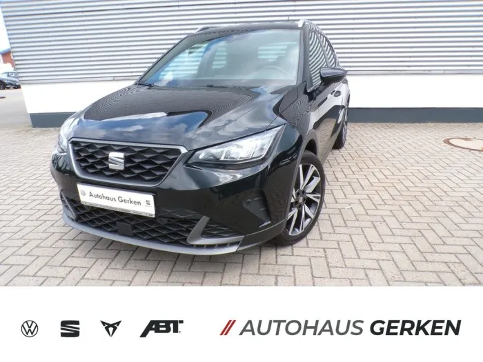 Seat Arona 1.5 TSI DSG FR *AHK*Navi*LED*RüKam*ACC*