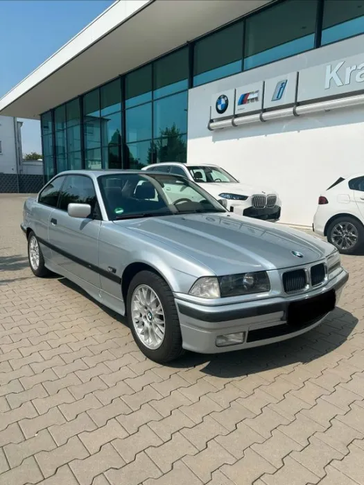 BMW E36 323 i Coupé H-Zulassung Rostfrei O...