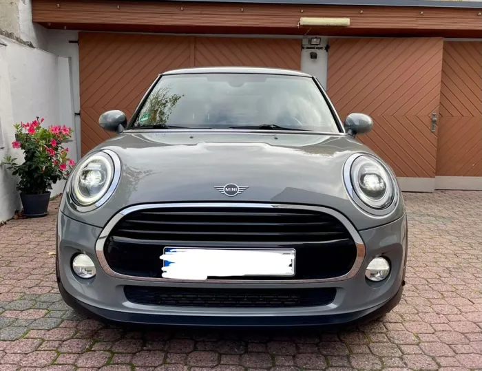 MINI Cooper Coupé 8-fach bereift 