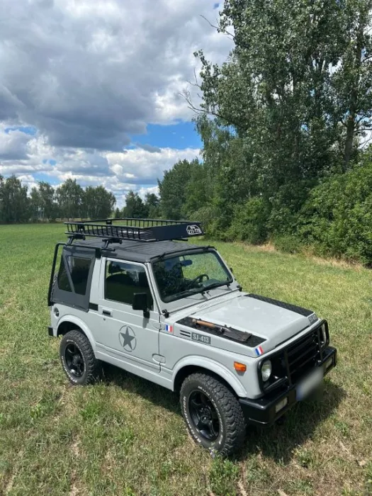 Suzuki Samurai (SJ 413) mit H-Zulassung