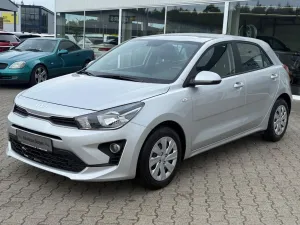 Kia Rio Edition 7* Tempo * SHZ * PDC * Klima * DAB *