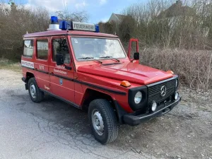Mercedes-Benz G 230