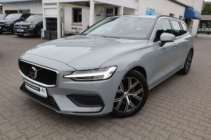 Volvo V60 B4 D Core-NAVIGATION-R-CAM-SHZG-LED-
