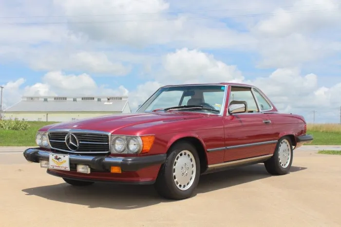 Mercedes-Benz SL 560
