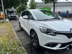 Renault Grand Scenic BLUE dCi 150 EDC Bose Edition