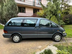 Toyota Previa 2.5i   NUR 20 tkm