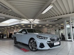 BMW 530e Lim. M Sportpaket AUT./LED/CAM/H&K