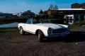 Mercedes-Benz Pagode SL 230