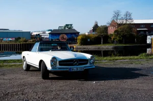Mercedes-Benz Pagode SL 230