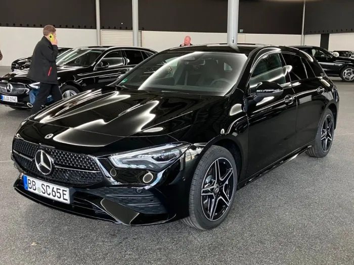 Mercedes-Benz CLA 250 e MBUX+TIREFIX+KAMERA+AMG STYLING