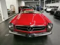 Mercedes-Benz SL 230