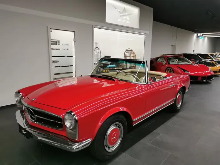 Mercedes-Benz SL 230