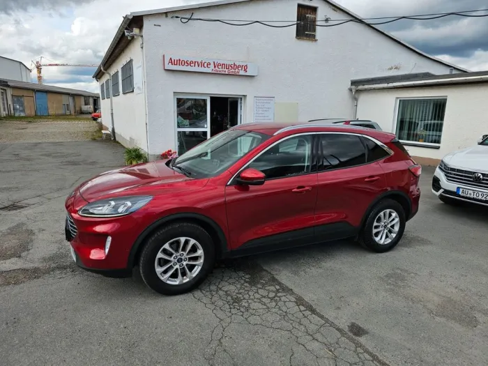 Ford Kuga Titanium LED Navi Frontscheibenheizung SHZ