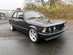 BMW 323I E21 Oldtimer
