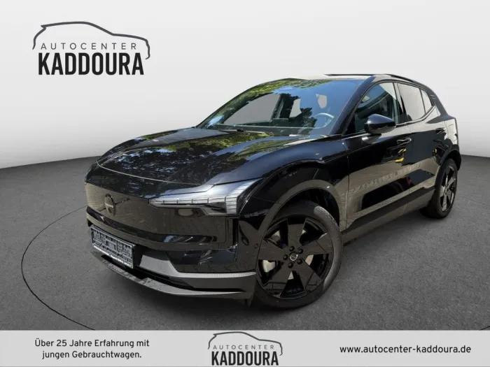 Volvo EX30 Plus Black Edition Twin Motor AHK Winterp.