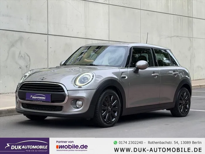 MINI Mini 5-trg. One Blackyard Automatik *LED Licht*