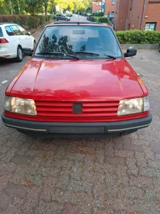 Peugeot 309