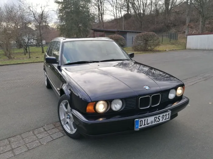 BMW 525i Touring 525i, E34, 4. Halter Kupplung defek
