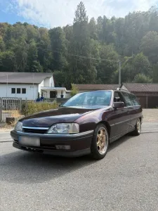 Opel Omega A 3,0l 24v in Liebhaberhände Ab...