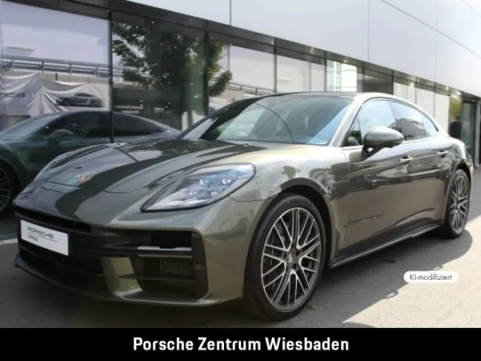 Porsche Panamera 4 E-Hybrid