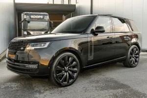 Land Rover Range Rover P550e Autobiography -Santorini Black