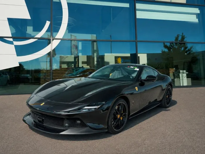 Ferrari Amalfi*CARBON*SCM*360KAMERA*MATRIX LED*HECKRADAR