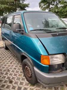 Volkswagen T4 Kombi 2,4D 7 Sitze AHK neue Allwetterreifen
