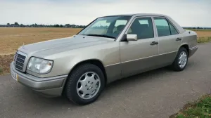 Mercedes-Benz E 250 DIESEL  1.Hand