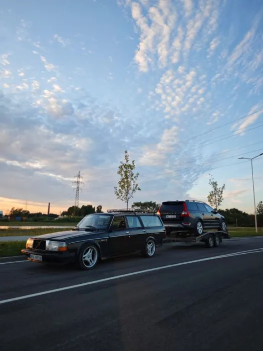 Volvo 245