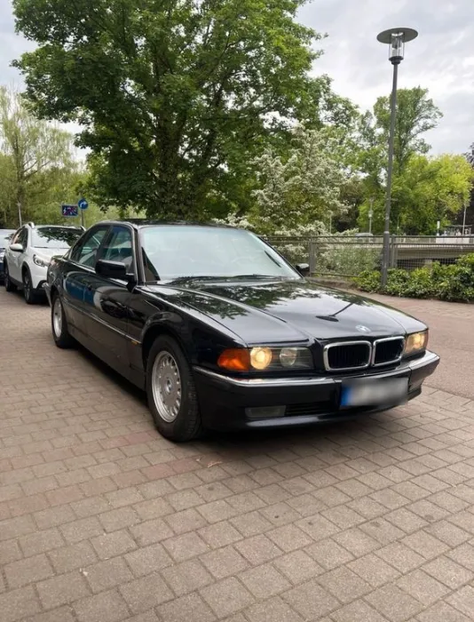 BMW 730 *3.Hand+Scheckheft+Vieles neu+H-Zu...