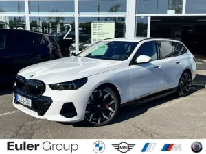 BMW i5 eDrive40 Sportpaket HUD AD AHK-el. klappb. AH