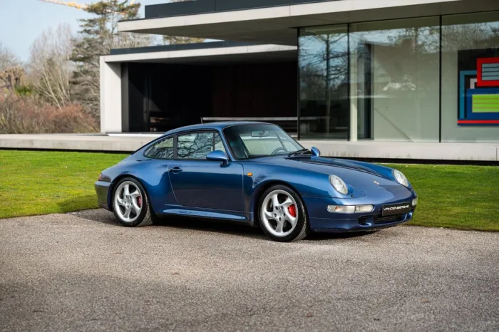 Porsche 993 C4S/C00/ZENITH BLUE/SCHALTER/2 BESITZER