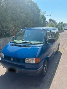 Volkswagen VW T4 Bus Caravelle 2 Liter Benziner