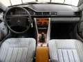 Mercedes-Benz E 230 *Oldtimer mit H-Zulassung*