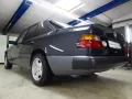 Mercedes-Benz E 230 *Oldtimer mit H-Zulassung*