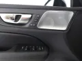 Volvo V60 B4 Ultimate Dark*B&W*360°*Standh.*