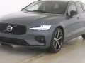 Volvo V60 B4 Ultimate Dark*B&W*360°*Standh.*