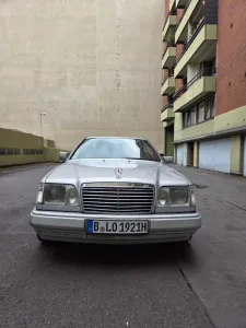 Mercedes-Benz CE 220