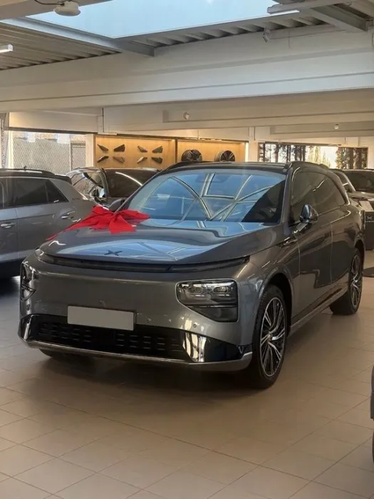 XPENG G9 Performance MJ26 93,1kWh AWD 8-fach Komf. AHK