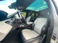 Land Rover Range Rover Evoque P300e R-Dynamic SE Hybrid