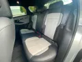 Land Rover Range Rover Evoque P300e R-Dynamic SE Hybrid