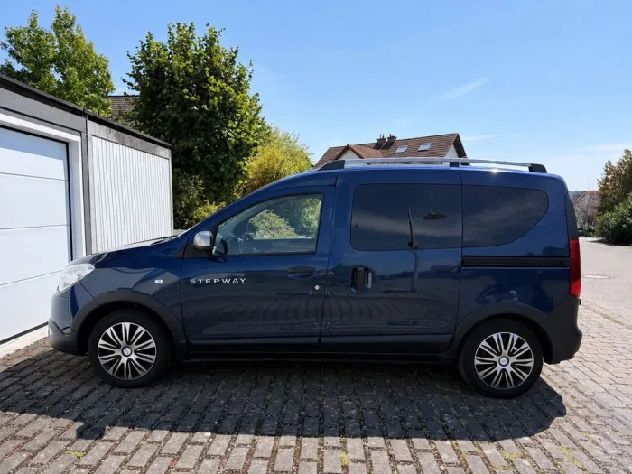 Dacia Dokker Stepway Celebration- Micro-Camper-Ausbau