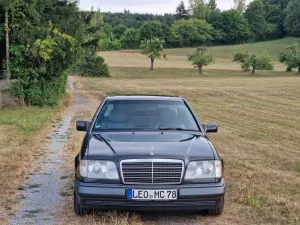 Mercedes-Benz W124 Coupe CE 320